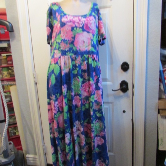- new LULARoe WOMEN'S FLORAL BLUE/PINK mAXI DRESS Sz 3XL - Picture 1 of 11